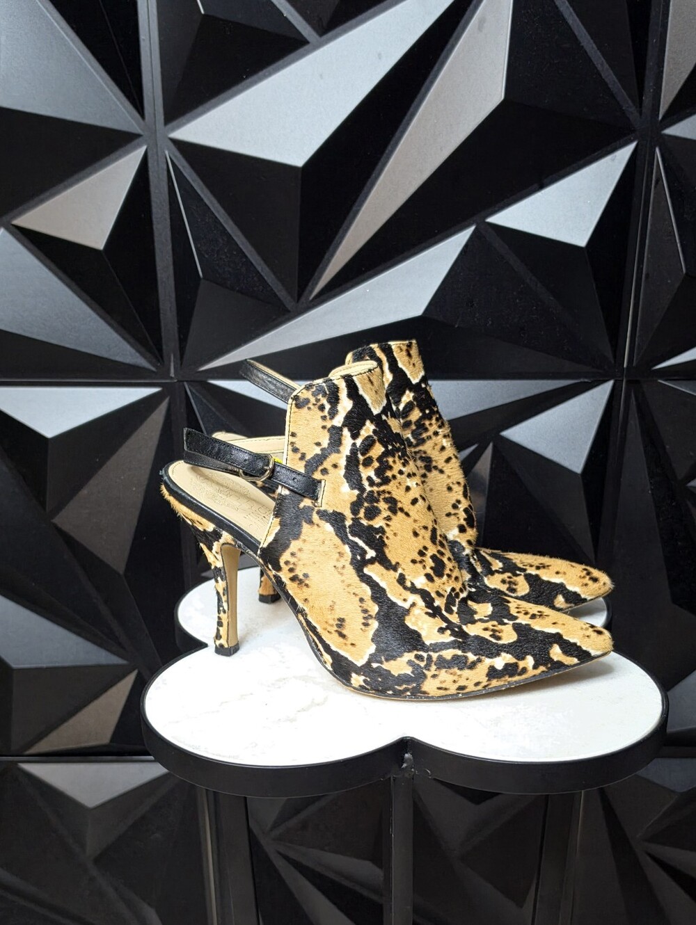 Vince Camuto Leopard Print Slingback Pointed-Toe Heels - Black & Tan